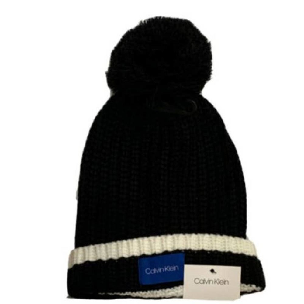 NWT - Calvin Klein Cable Knit Pom Beanie